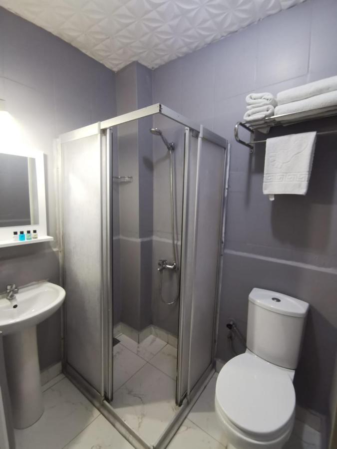 Konut Wooden House Hotel Istanbul Luaran gambar