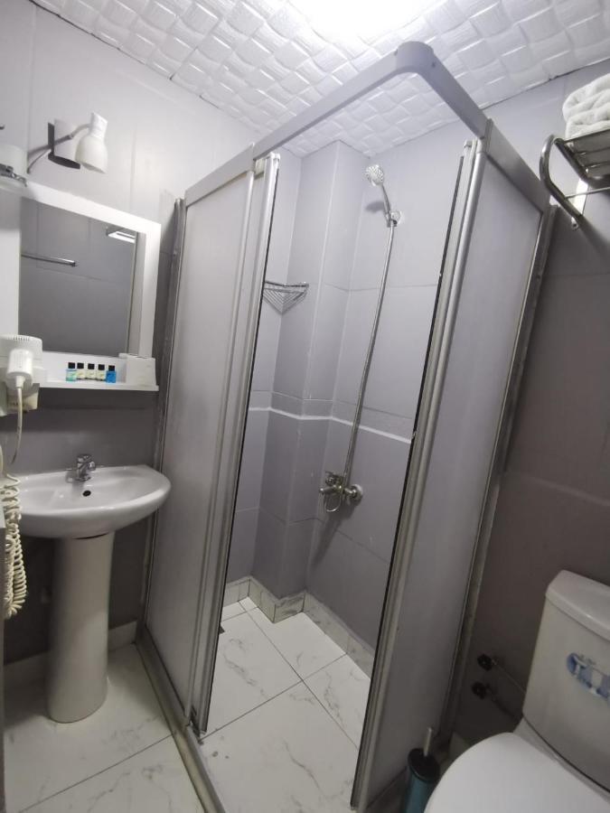 Konut Wooden House Hotel Istanbul Luaran gambar