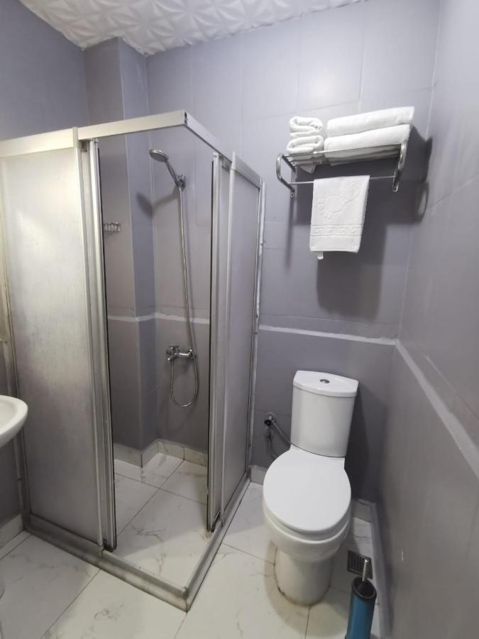 Konut Wooden House Hotel Istanbul Luaran gambar