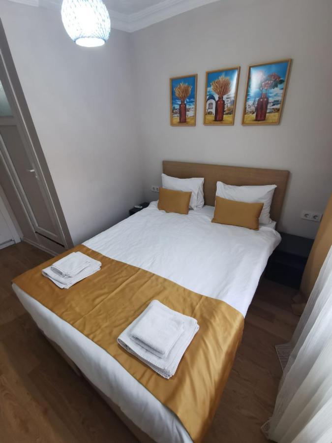 Konut Wooden House Hotel Istanbul Luaran gambar